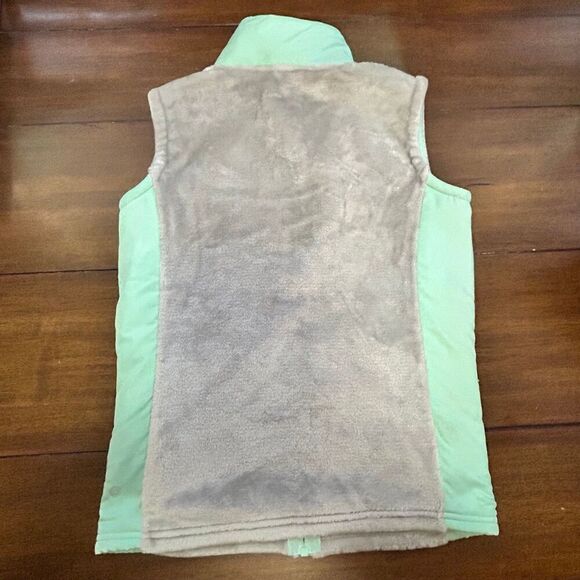 Champion Vest Green and Gray Size L 12-14 - Picture 3 of 4